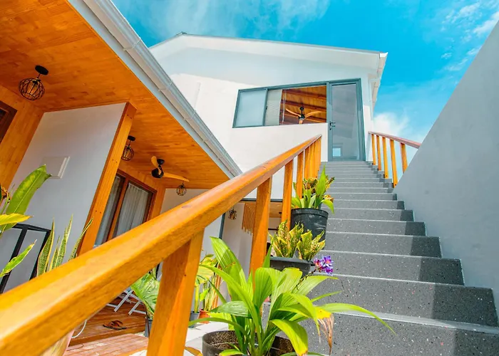 Sunny Stay Dhigurah
